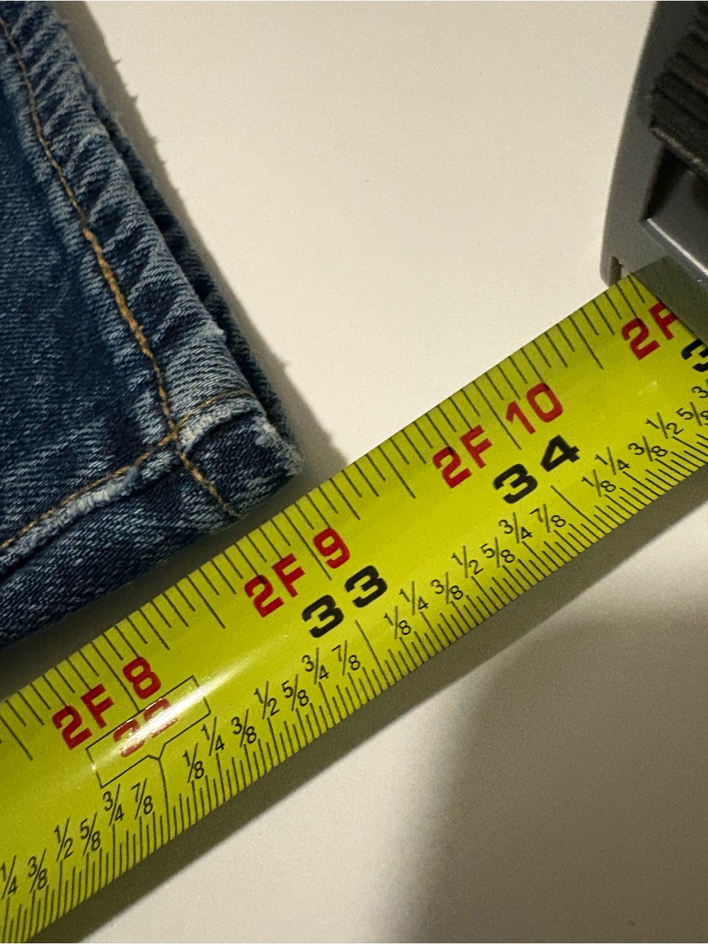 Levi’s Men’s Dark Wash Straight Leg Jeans Size 32x34 - Picture 7 of 8